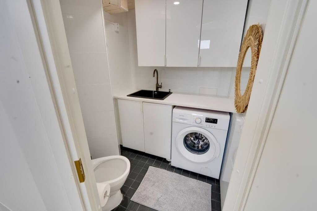 Best Location In Tampere! Modern City Apartment, 2Rooms, Kitchen And Balcony Bagian luar foto